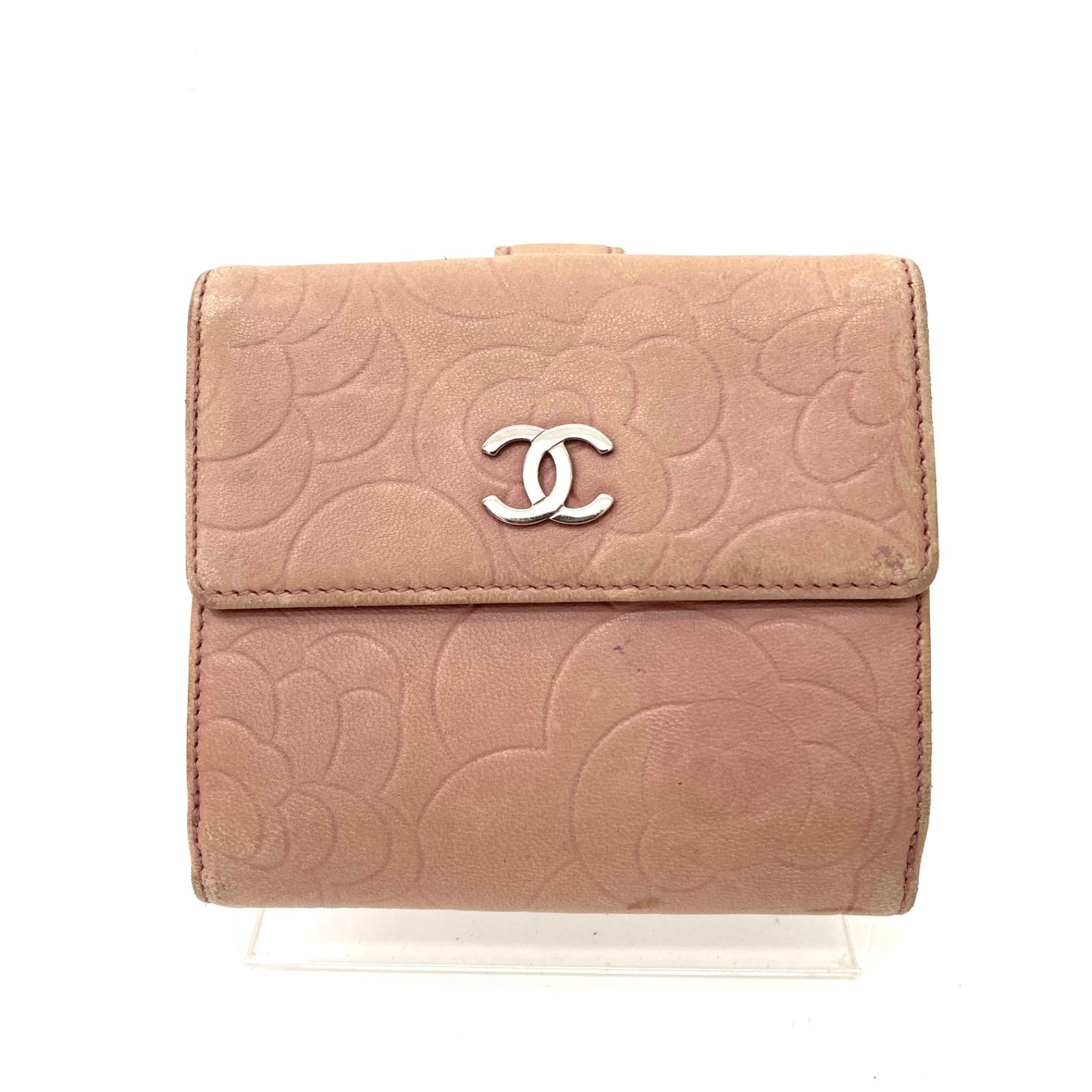 CHANEL Lambskin Camellia Pink Bifold Wallet BF440081