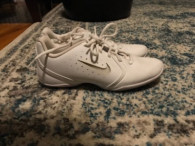 ladies narrow tennis shoes