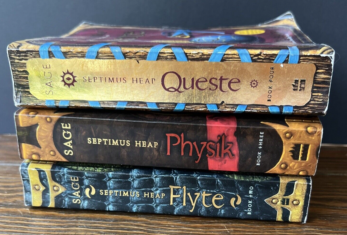 Septimus Heap Angie Sage Paperback Books 2, 3 & 4 Flyte Physik Septimus Heap Angie Sage Paperback Books 2, 3 & 4 Flyte Physik