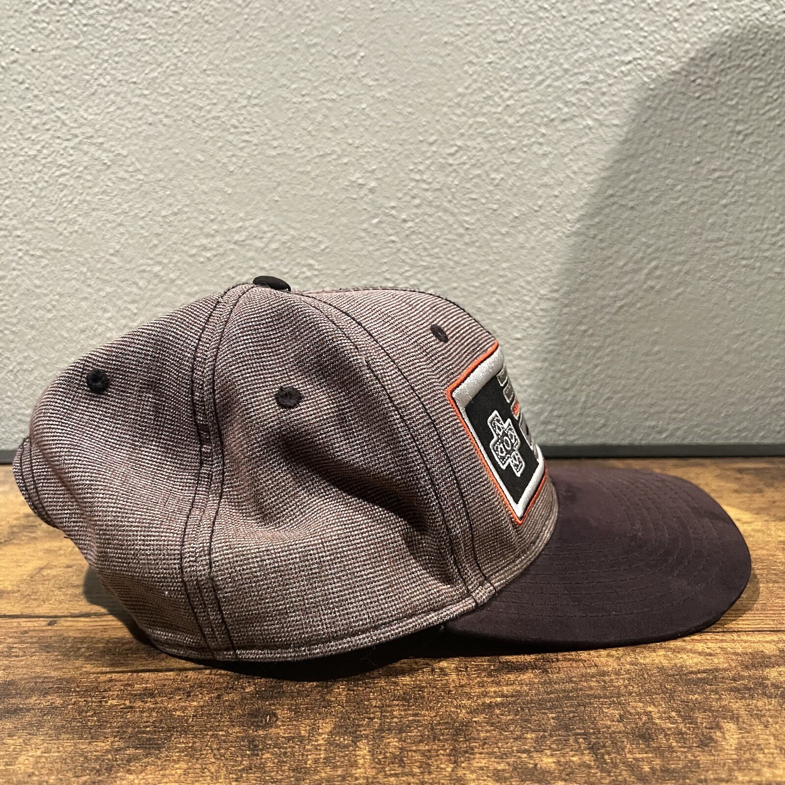 Nintendo NES Controller Hat - Gray/Black Adjustab… - image 2