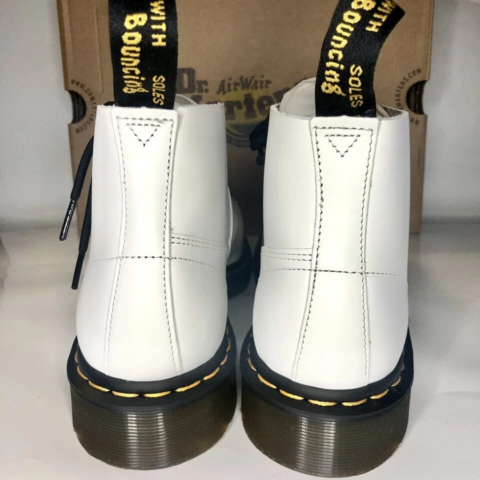 Bota de cuero liso Dr. Martens Church Foto 4 de 4