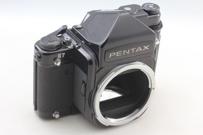 Late Model [ MINT w/Grip ] Pentax 67 TTL Medium Format Film Camera