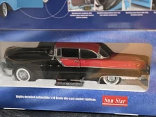 Sun Star Platinum 1955 Pontiac Star Chief 1:18 Scale Diecast Car Red/Black 5042