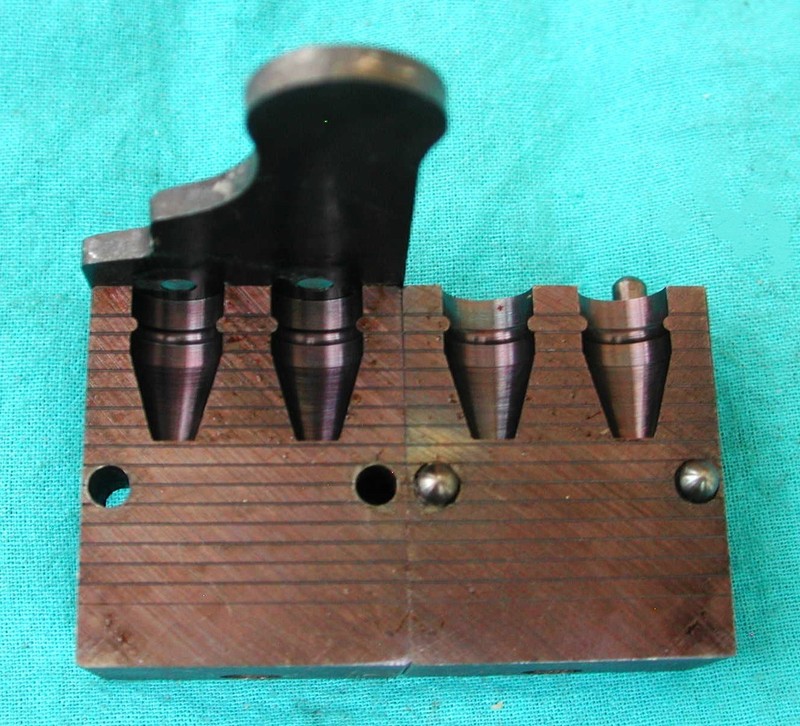 New Lyman 2 Cavity Mold .356 9mm #356402 9mm Luger .38 Super .38 A.C.P. 120 gr.