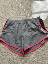 Women s Under ARMOUR Shorts Athletic running gym Size M Missing Size Tag