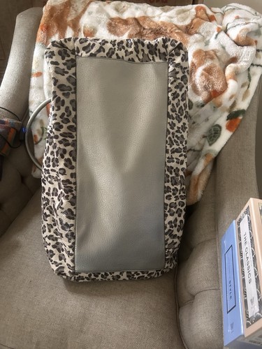 Bueno Vintage Leopard Animal Print Duffle Bag, Carry On - Picture 5 of 9