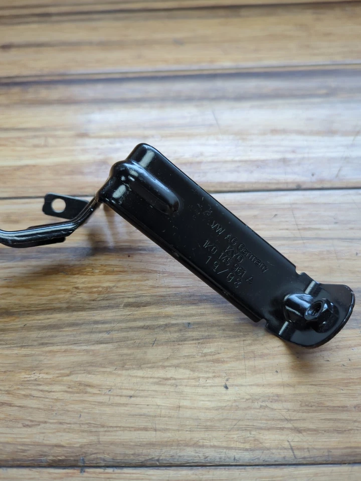 2006-2008 Volkswagen GTI хэтчбек DOHC воздушный шланг воздуховод трубка кронштейн OEM - Изображение 2 из 4