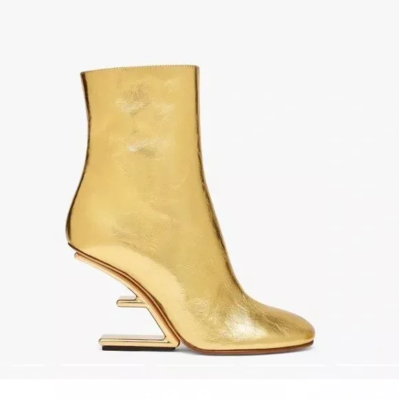 Fendi clearance heel boots