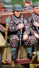 THE COLLECTORS SHOWCASE WW2 GERMAN NORMANDY CS00874 WAFFEN RIDER WITH HELMET MIB