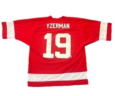 Detroit Redwings Jersey Large Steve Yzerman Red Logo 7 Vintage