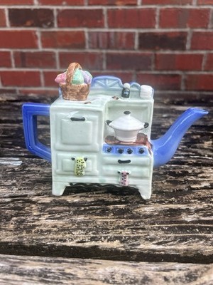 Vintage Detailed Decorative Novelty Small Kitchen Stove Oven Ceramic Teapot M1
