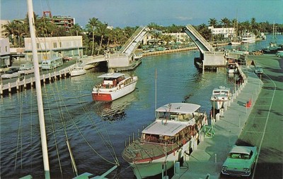Vintage Fort Lauderdale New River Drawbridge Boats Postcard Florida Chrome
