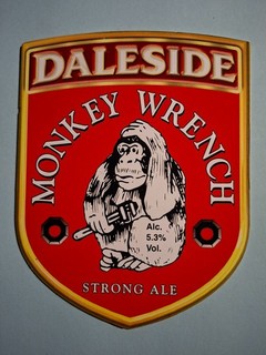 DALESIDE brewery MONKEY WRENCH real ale beer pump clip badge foo fighters song