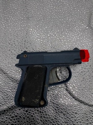 Vintage The Man From U.N.C.L.E Stash-Away Gun