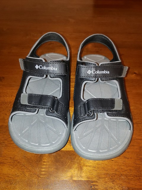 columbia boys sandals