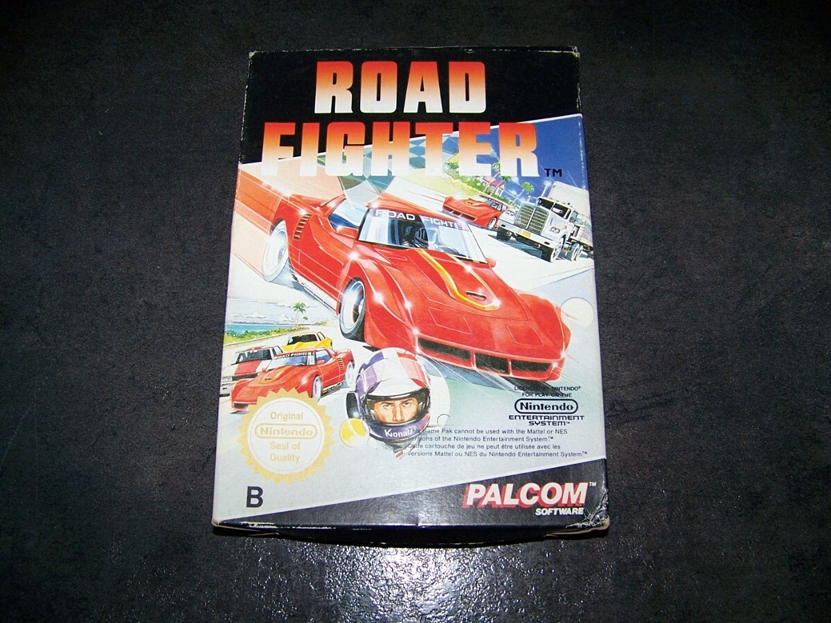 ROAD FIGHTER NINTENDO NES TRES RARE EN BOITE COMPLET