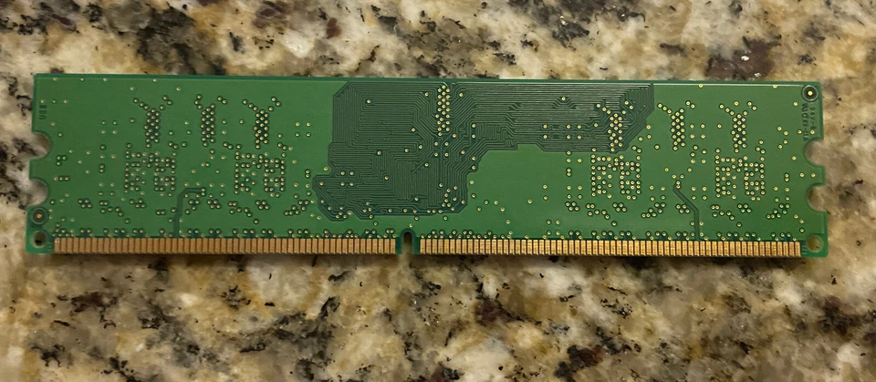 Samsung 256MB 1Rx16 PC2-3200U- 333-10-C1- 533MHz-M378T3354BGO-CCC 0448 - Image 2 of 3