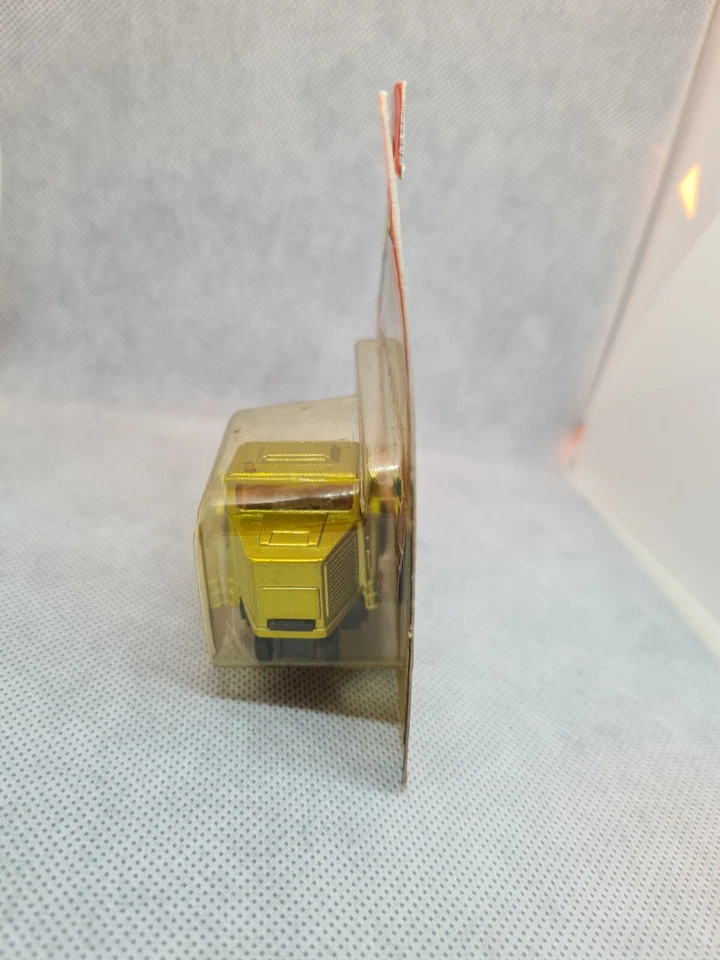 New MATCHBOX BONUS H2167 STREET CLEANER Gold #33 Vintage Treasure Hunt 2004 1:64 - Image 4 of 4