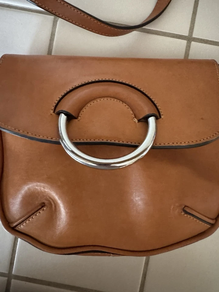 Bolso Bandolera Banana Republic Grueso Piel de Vaca Cuero Tostado #185748 Foto 2 de 4