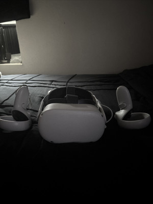 Meta Oculus Quest 2 256gb Used (check DESC)