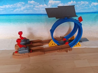 Disney Pixar Cars XRS extreme Looping Racing Crash Mit Ovp