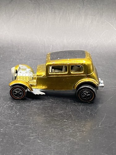 Hot Wheels Redline Classic ‘32 Ford Vicky Gold Vintage Collectible Toy Car - Picture 4 of 8