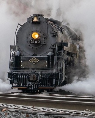 Reading & Northern 2102 steam locomotive, a T-1 class machine