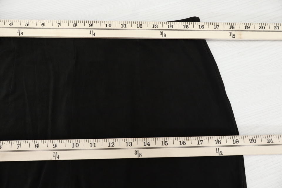 Kate & Mallory Black Travel Knit Jewelry Neck Elastic Waist Top Plus