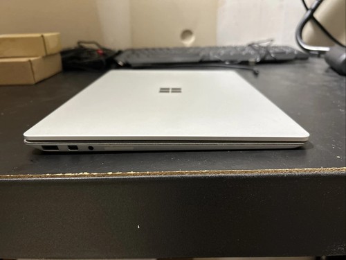 13,5" Microsoft Surface Laptop 2 i5 8a Generazione 8GB RAM 256GB SSD Touch Win 11 C - Foto 5 di 5