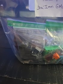 LEGO Minecraft The Iron Golem 21123 100% Complete With Figs No Instruction Manua