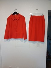 akris women's Blazer Jacket And Skert 2 Pc Size Us 6 ,f 38,ch 36 Red Color