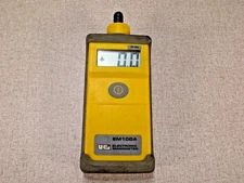 UEI EM 100A Single Input Electronic Manometer, Air Pressure From .5 to 20 Inches