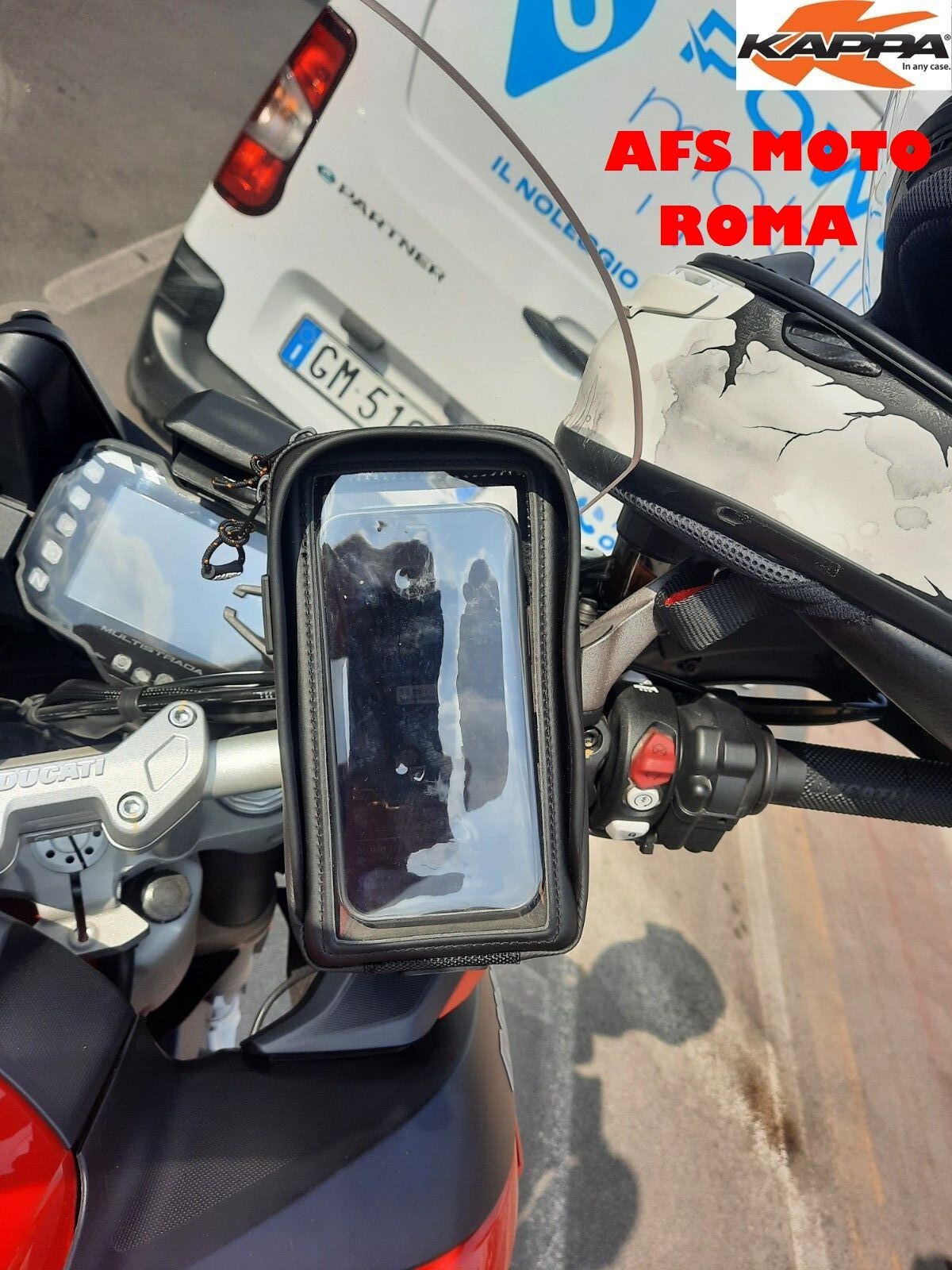 Foto 6 di 6
