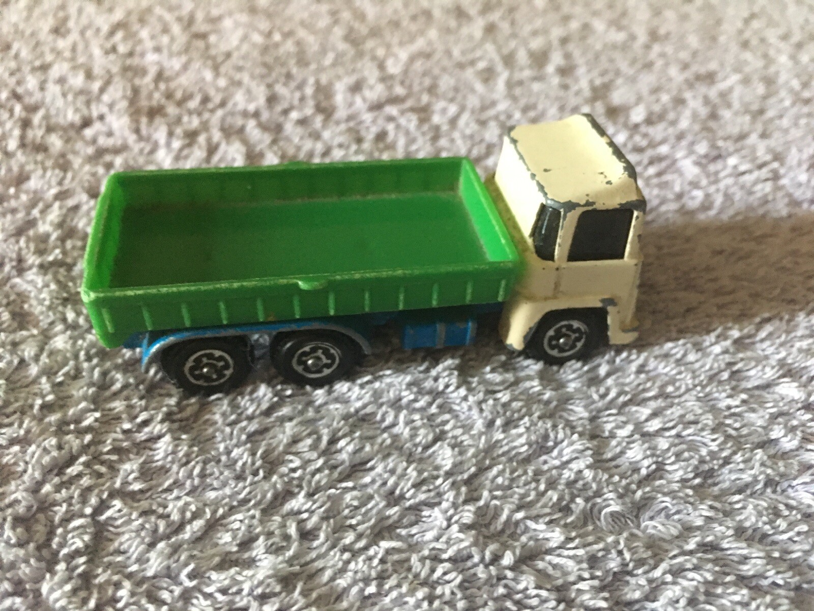 Picture 3 of 10