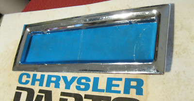 NOS Mopar 1979-1981 right front parking bezel, Newport, Fury, St. Regis, 4110064