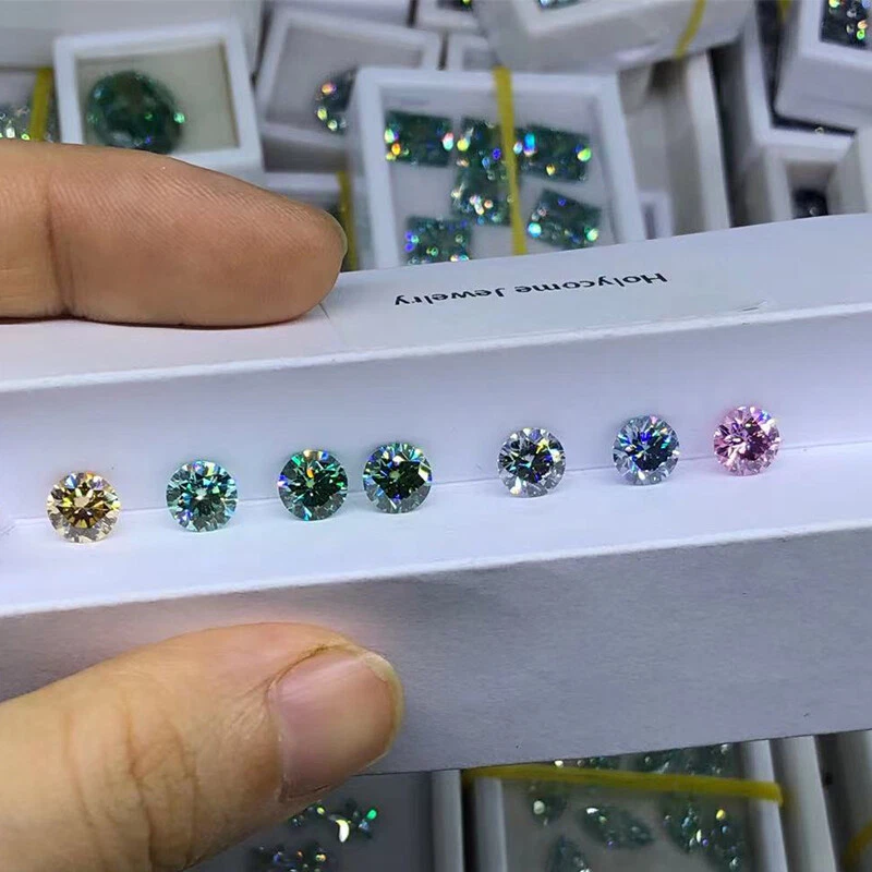 Excellent D Color VVS1 Round Cut Moissanite Loose Gemstones with GRA Certificate - Image 2 of 4