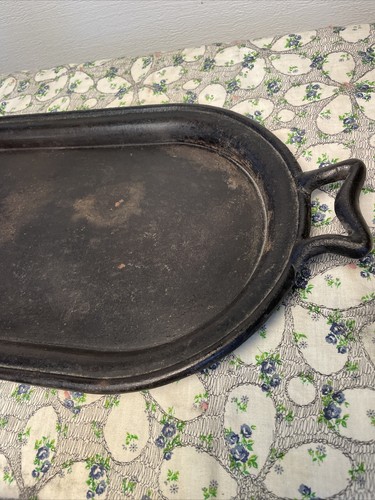Cast Iron Griddle Sad Iron Heater No. 8 Gate Marked Oval with Handles 22” x 9.5” - Picture 4 of 9