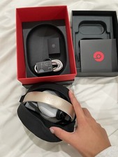 Beats by Dr. Dre Beats Solo3 Wireless On-Ear Headphones - Rose Gold