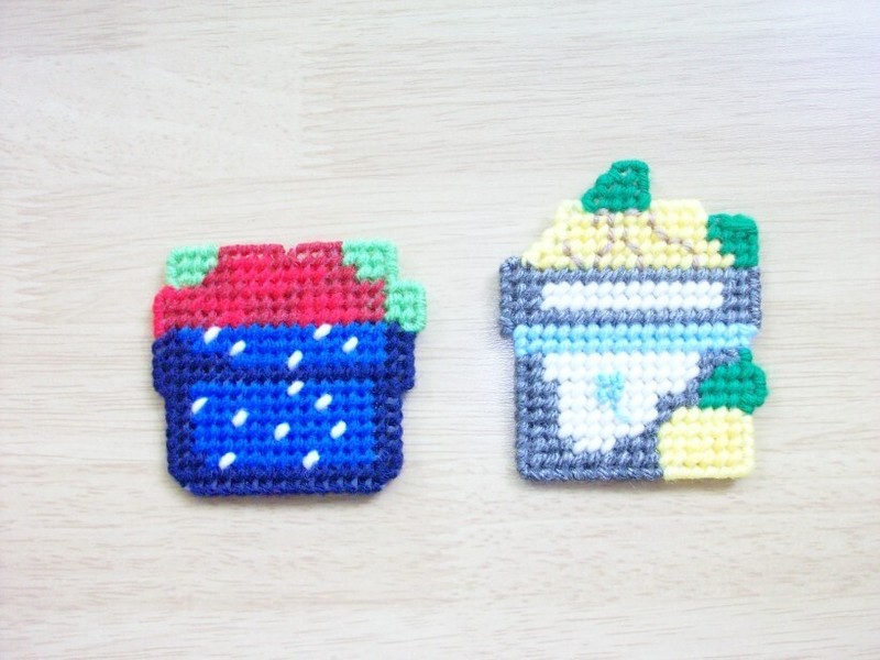 Fruit Basket Magnets. Two Handmade Magnets. Basket of Peaches & Basket of Apples