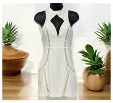 San Joy white ivory keyhole stretchy Party dress Women’s Junior Size S Small