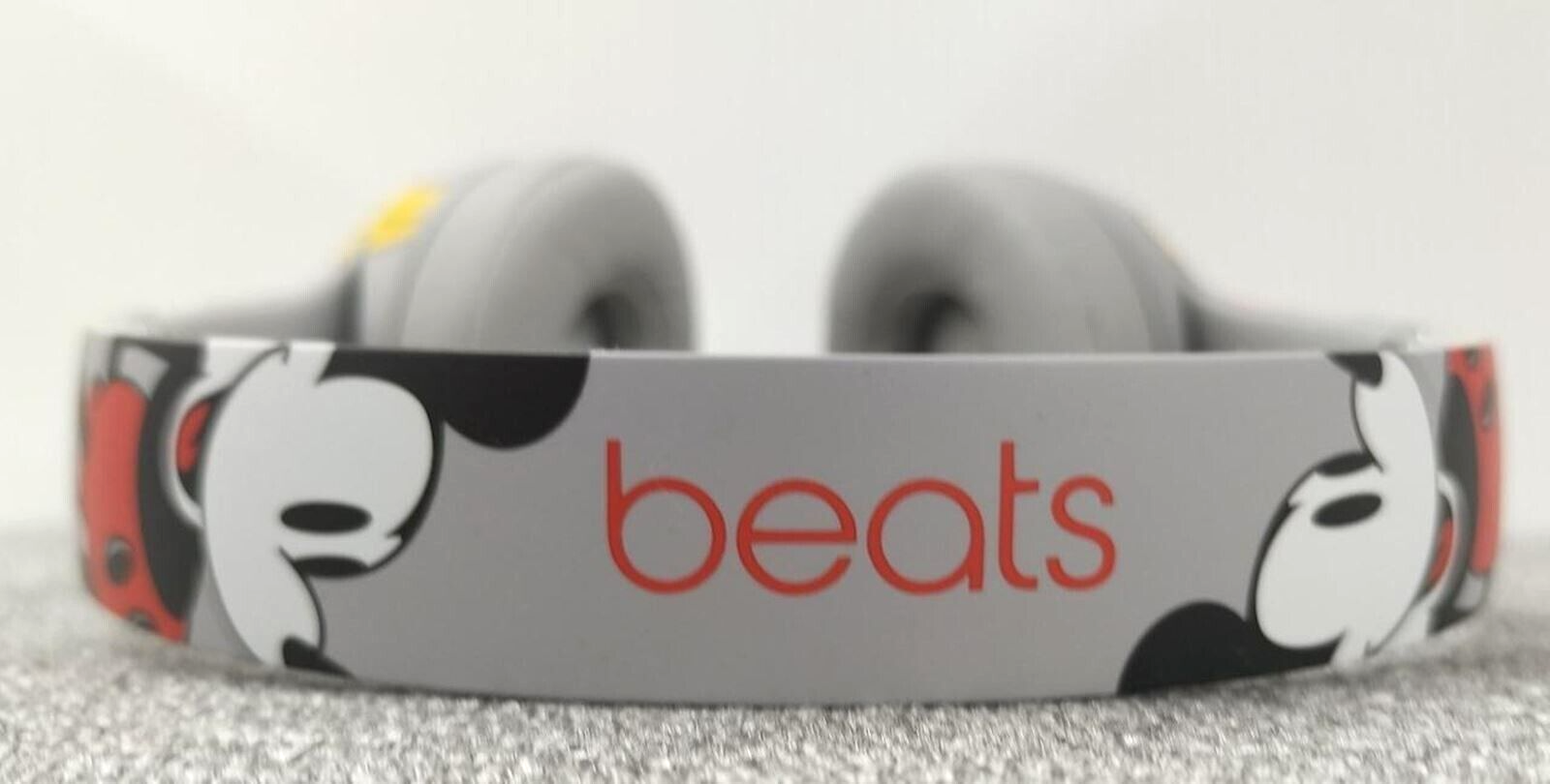Beats by Dr.Dre Beats Solo3 Wireless Disney Mickey Mouse 90th