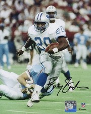 Barry Sanders Signed Detroit Lions vs Oilers Action 8x10 Photo - (SCHWARTZ COA)