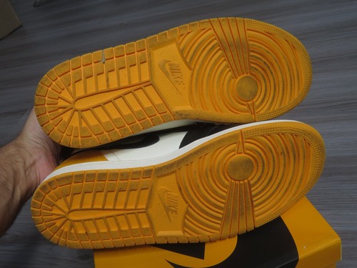 Size 8.5 - Jordan 1 Retro OG High Yellow Toe - Picture 6 of 8