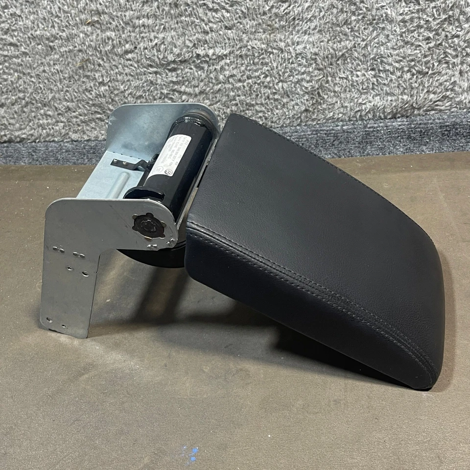 Volkswagen Tiguan 2009-2017 consola central cuero negro tapa reposabrazos deslizante Foto 3 de 4