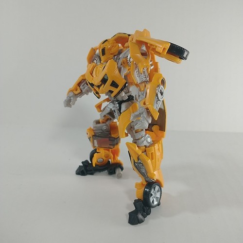Modellino Transformers Studio Hasbro Takara TOMY Series Deluxe Class Bumblebee #49 - Foto 4 di 15