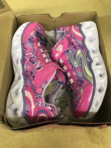 skechers heart lights pink