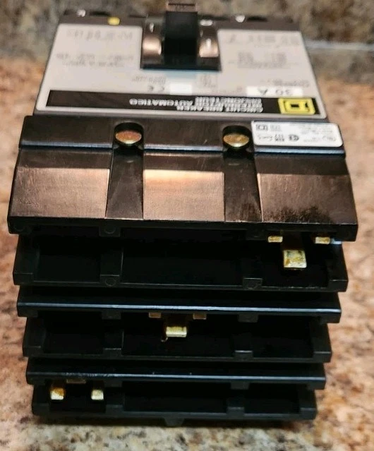 (New) Square D FH36030 3 Pole 30 Amp 600 Volt I-Line Circuit Breaker 25kva@480v - Image 3 of 4