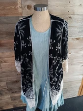Kindred Embroidered Chiffon Crochet Kimono Coverup Wmn's Sz. 3X Open Front