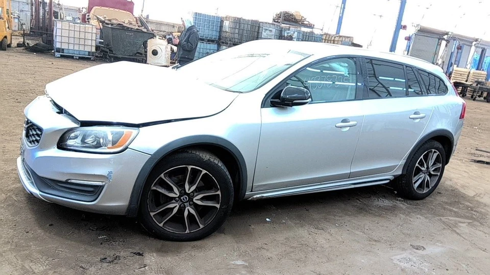 Driver Axle Shaft Front XC70 AWD Fits 08-16 VOLVO 70 SERIES 6859937 Foto 3 de 4