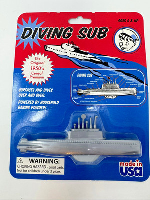 Diving Sub Toy Powered by Baking Powder Bath Tub Pool Submarine Toysmith